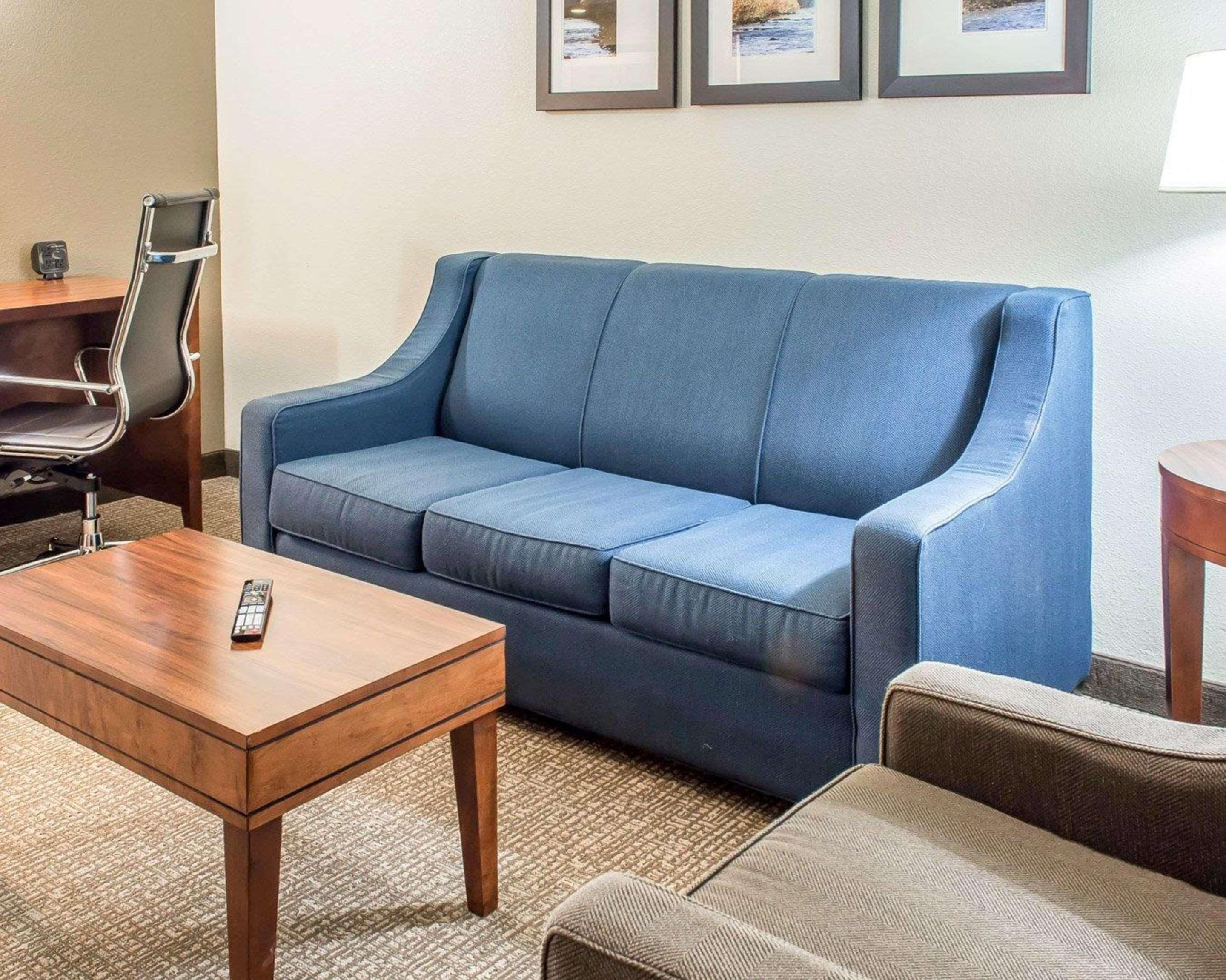 Comfort Suites Near Potomac Mills Woodbridge Eksteriør billede
