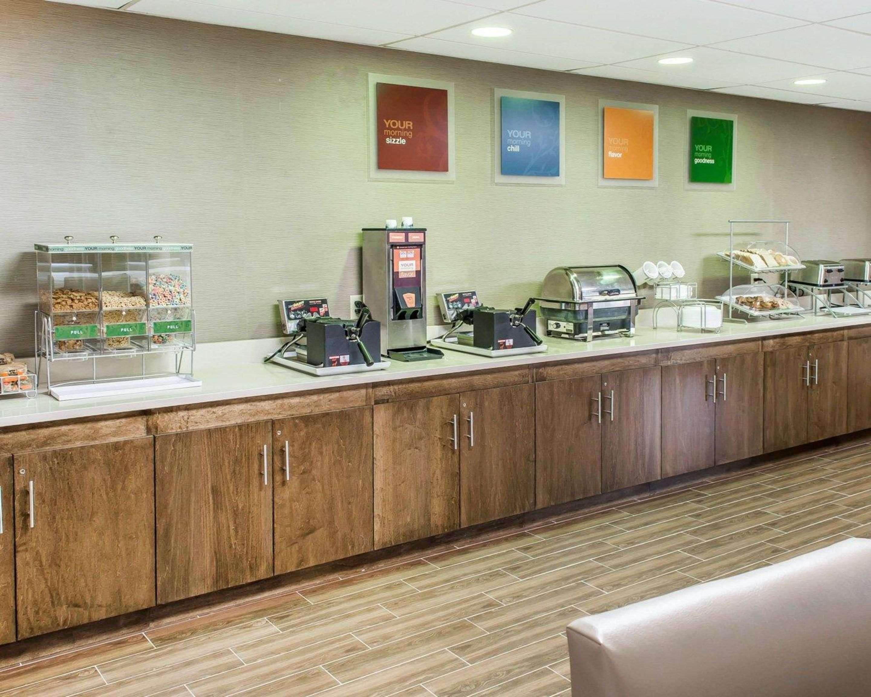 Comfort Suites Near Potomac Mills Woodbridge Eksteriør billede