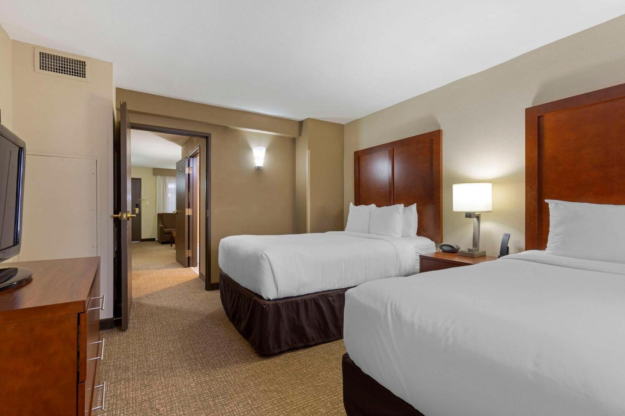 Comfort Suites Near Potomac Mills Woodbridge Eksteriør billede