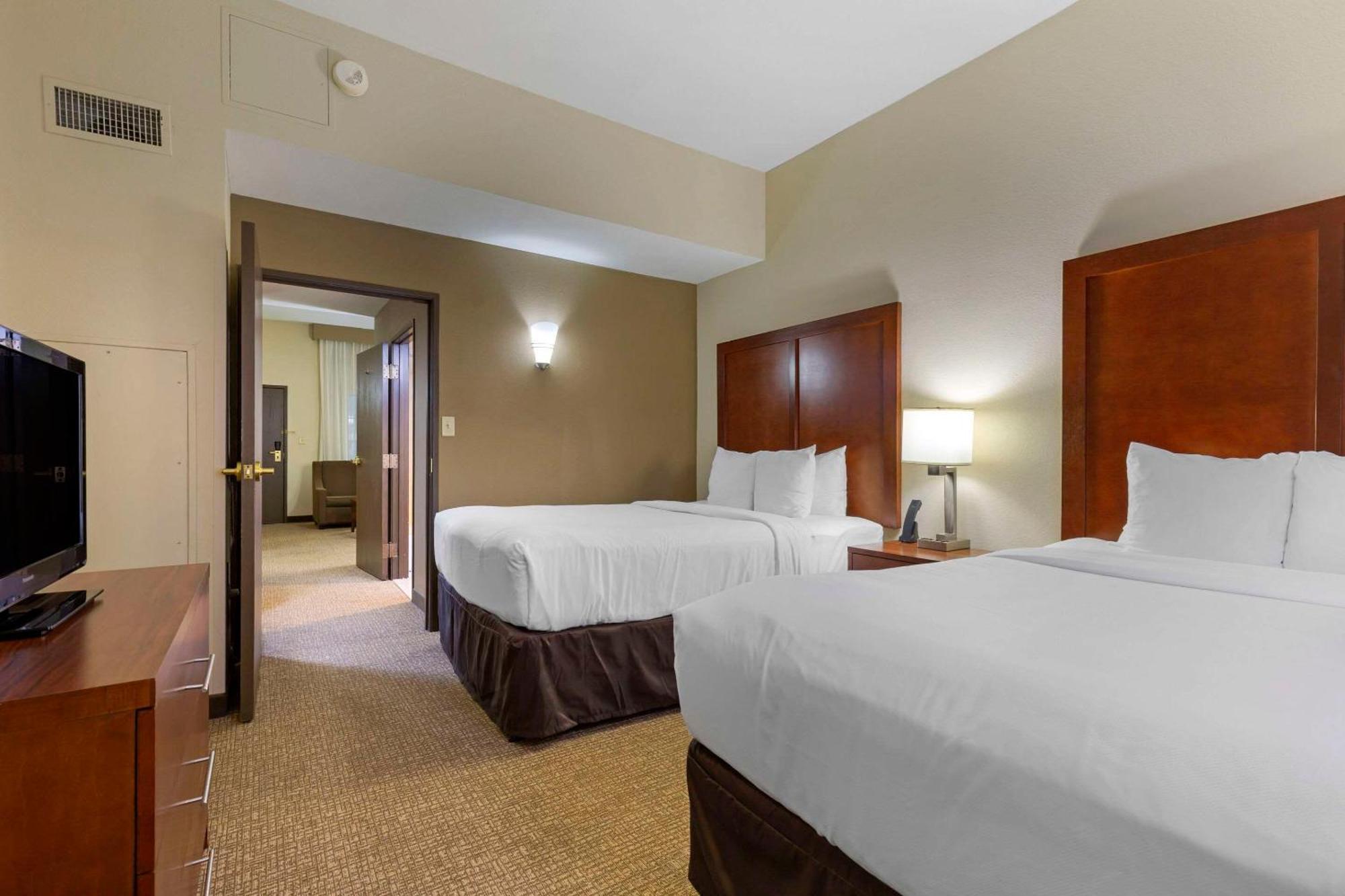 Comfort Suites Near Potomac Mills Woodbridge Eksteriør billede