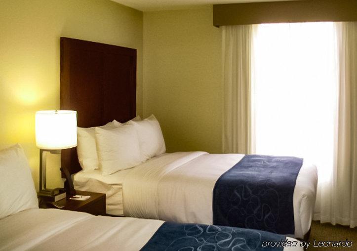 Comfort Suites Near Potomac Mills Woodbridge Eksteriør billede