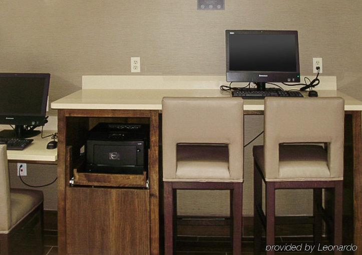Comfort Suites Near Potomac Mills Woodbridge Eksteriør billede